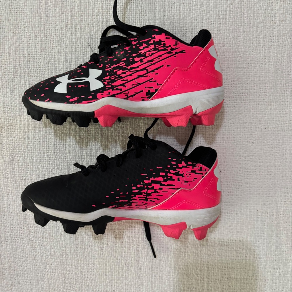 Under Armour Leadoff RM Kids Baseball Cleats Black Pink 1278754-064 Size 12K - Picture 2 of 7